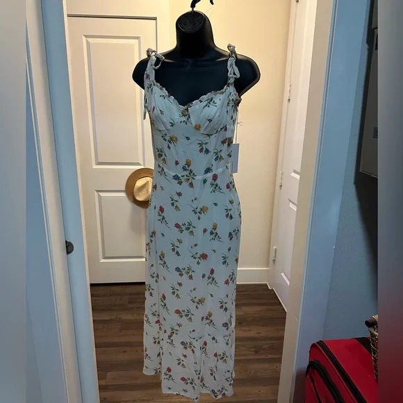 NEW Reformation Nikita Floral Dress in Ivory/Floral size